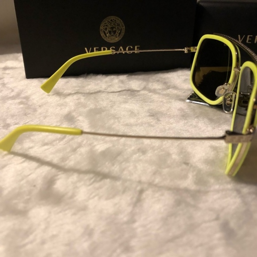 Versace Square pop chic sunglasses AUTHENTIC - Picture 2 of 6